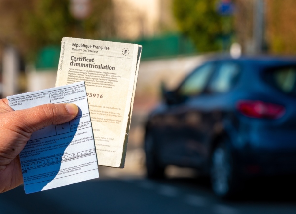 Service carte grise à Bavay